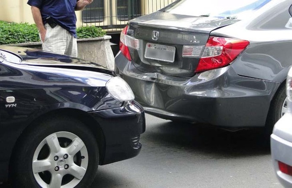 Como a desvalorização de carros com sinistro afeta o seu bolso: dicas para minimizar prejuízos